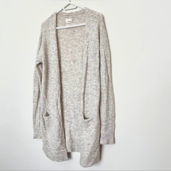 Wilfred Aritzia Cardigan - Picture 1 of 3
